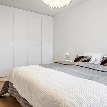 Apartment Sleepwell Sukkula With Private Sauna And Parking Turku Eksteriør billede