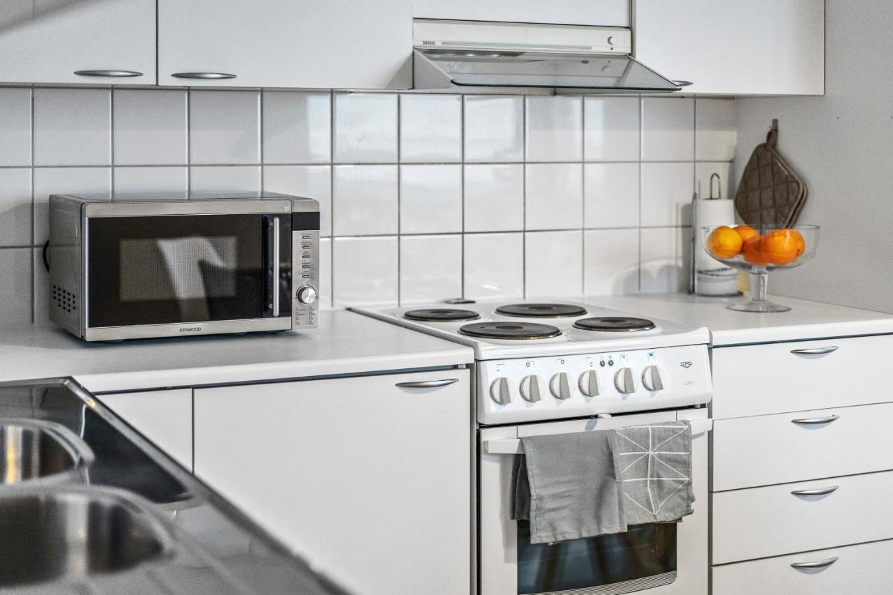 Apartment Sleepwell Sukkula With Private Sauna And Parking Turku Eksteriør billede