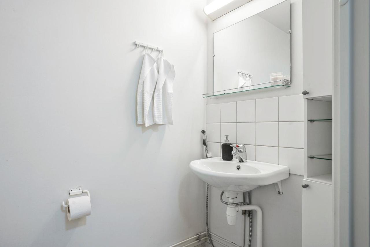Apartment Sleepwell Sukkula With Private Sauna And Parking Turku Eksteriør billede